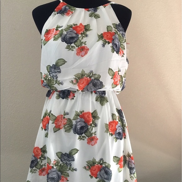Dresses & Skirts - NWT JJ Perfection Double Layered Pleated Floral Chiffon Mini Dress Size Small